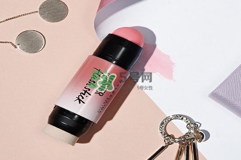 美寶蓮微醺氣色感應腮紅棒怎么樣？美寶蓮腮紅棒怎么用