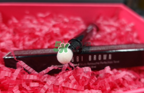 bobbi brown氣墊修顏棒怎么樣？芭比波朗氣墊修顏棒好用嗎？