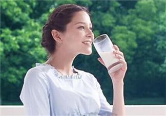 孕婦奶粉和普通奶粉的區(qū)別  懷孕必須喝孕婦奶粉嗎？