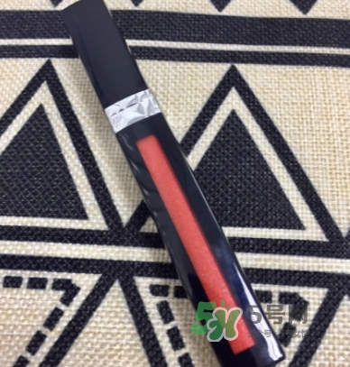 迪奧藍星唇釉751好看嗎？dior迪奧藍星唇釉751試色