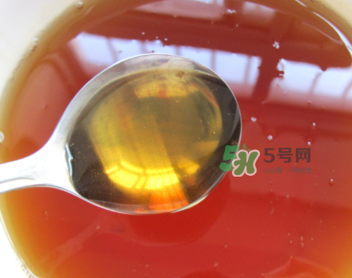 月餅為什么要用轉(zhuǎn)化糖漿？做月餅的轉(zhuǎn)化糖漿是什么？