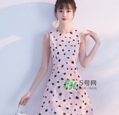 十月份去三亞穿什么衣服？10月份去三亞穿衣搭配