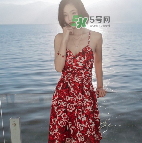 十月份去三亞穿什么衣服？10月份去三亞穿衣搭配