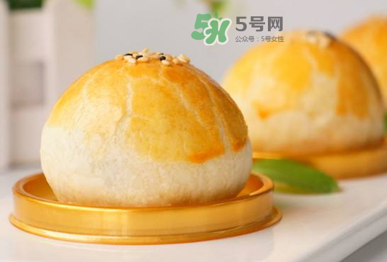 蛋黃酥熱量高嗎？一個蛋黃酥的熱量
