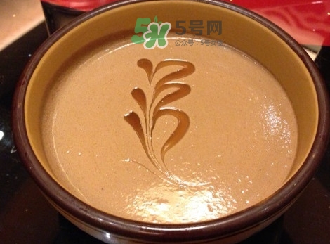 哺乳期能不能吃芝麻醬？坐月子可以吃芝麻醬嗎