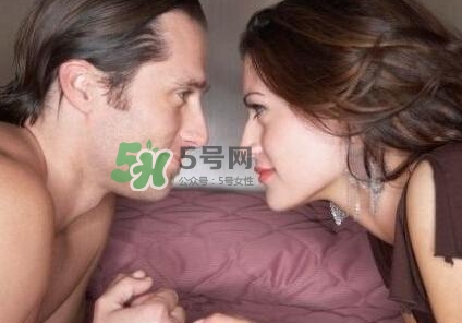 男人出軌前有什么征兆？為什么男人更容易出軌？
