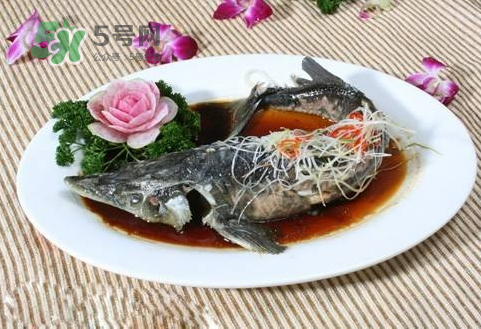 黑魚可以清蒸嗎？黑魚蒸多久？