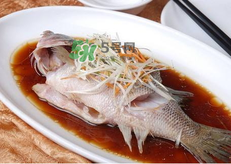 黑魚可以清蒸嗎？黑魚蒸多久？