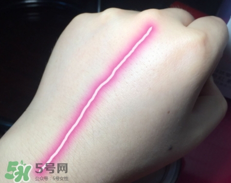 自然堂粉紅素顏霜怎么用？自然堂粉紅素顏霜使用心得