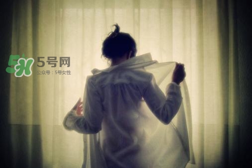 男性成人用品有害嗎？男性成人用品應(yīng)該怎樣使用？