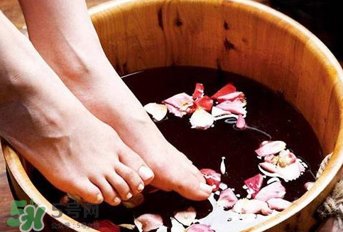 醋泡腳可以去死皮嗎？醋泡腳可以減肥嗎