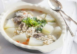 產婦鯽魚湯什么時候喝？產婦鯽魚湯放調料嗎？