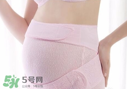 妊娠紋什么時候變白？妊娠紋產(chǎn)品什么時候用？