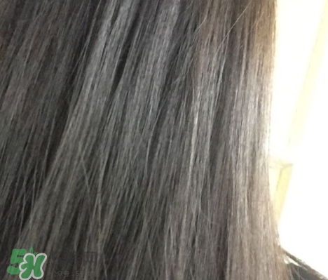 護(hù)發(fā)精油能不能抹頭皮？護(hù)發(fā)精油的危害