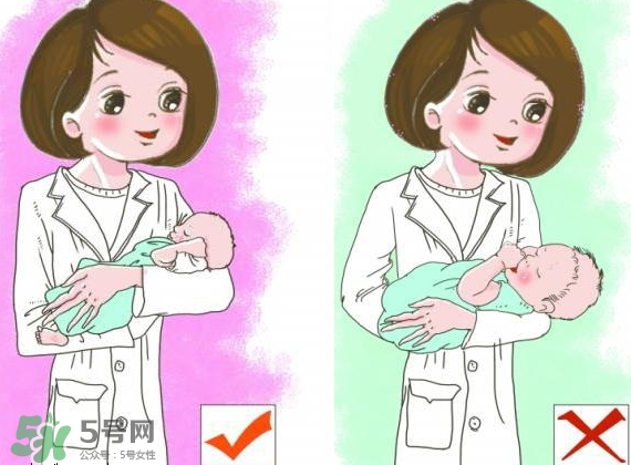 抱新生兒可以晃動(dòng)嗎？抱新生兒的正確方法圖