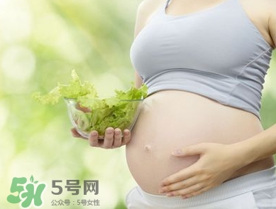 大腿長(zhǎng)了妊娠紋怎么辦？為什么大腿外側(cè)有條紋？
