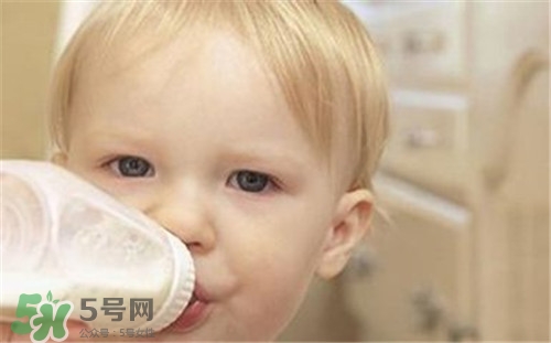 寶寶經(jīng)常換奶粉好嗎？經(jīng)常換奶粉對寶寶有什么影響？