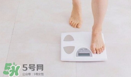妊娠紋什么時候變白？妊娠紋產(chǎn)品什么時候用？