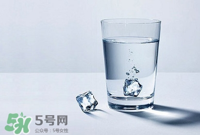 國家飲用水標準是什么？飲用水和礦泉水的區(qū)別