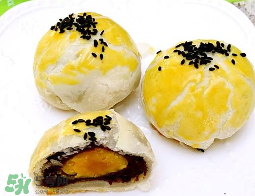 蛋黃酥什么牌子的好吃？蛋黃酥哪個牌子好吃？