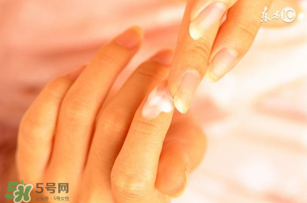 指甲上沒有月牙是缺什么？指甲上沒有月牙怎么補(bǔ)？