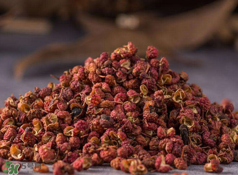 花椒泡腳有什么好處？花椒泡腳可以天天泡嗎？