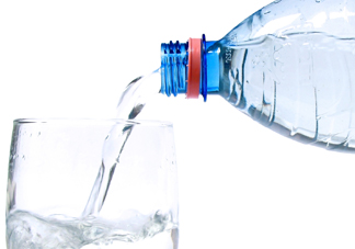 國(guó)家飲用水標(biāo)準(zhǔn)是什么？飲用水和礦泉水的區(qū)別