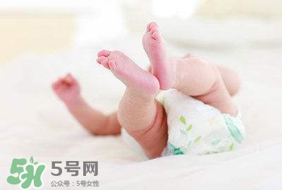 新生兒尿不濕怎么選？新生兒尿不濕什么牌子好？