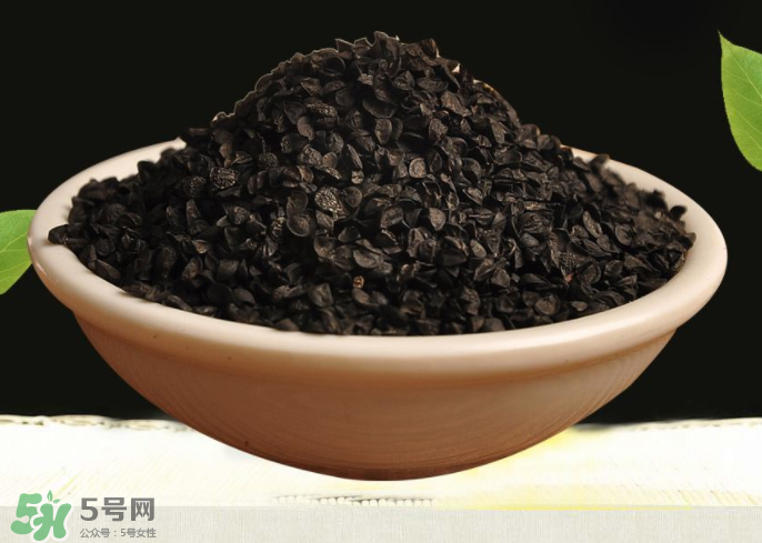 韭菜籽可以生吃嗎？韭菜籽生吃還是熟吃？