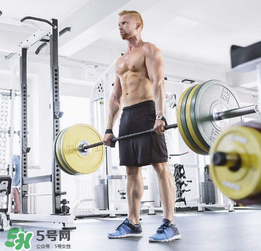 硬拉鍛煉哪些肌肉？硬拉有什么好處？