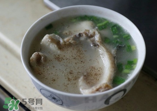 黑魚(yú)湯下奶嗎？黑魚(yú)湯是下奶還是回奶