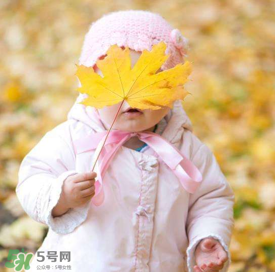 秋季寶寶怎么穿衣服？秋季寶寶穿什么？