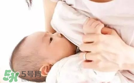 要上班了寶寶吃母乳怎么辦？要上班了寶寶不吃奶瓶怎么辦？