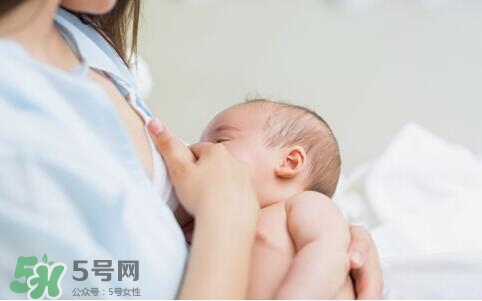 母乳喂養(yǎng)不能吃哪些東西？母乳喂養(yǎng)媽媽飲食注意事項(xiàng)