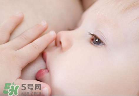 母乳能做什么？母乳可以放冰箱保鮮多久？