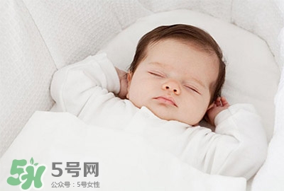 寶寶午睡多長時間才好？寶寶午睡的最佳時間