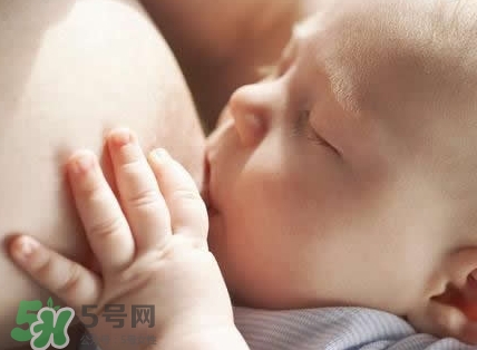 母乳能做什么？母乳可以放冰箱保鮮多久？
