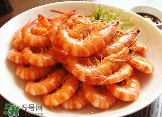 海蝦怎么做簡單又好吃？海蝦怎么去掉蝦線？