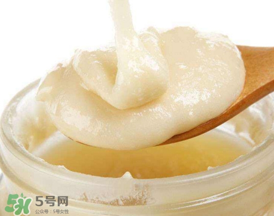 椴樹蜜和洋槐蜜哪個好？椴樹蜜和洋槐蜜的區(qū)別