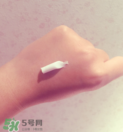 花王護(hù)手霜好用嗎？花王護(hù)手霜功效測(cè)評(píng)