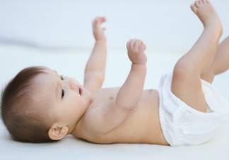 生孩子臍帶怎么剪？臍帶晚剪有什么影響？