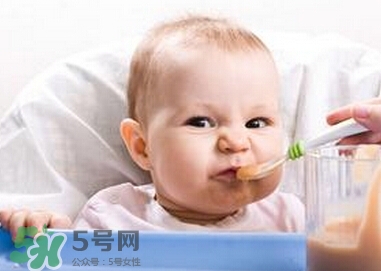 新生兒痤瘡多久會好？新生兒痤瘡能用百多邦嗎？