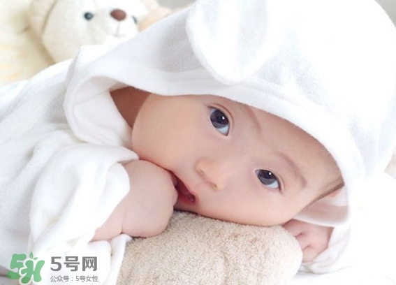臍疝是什么？臍疝對(duì)寶寶有什么影響？