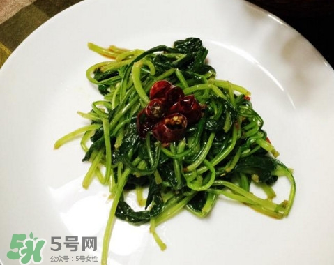 蘿卜纓要焯水嗎？蘿卜纓不能和什么一起吃