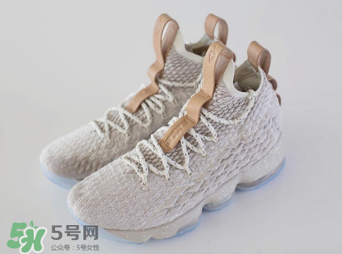 nike lebron 15 ghost實(shí)物細(xì)節(jié)怎么樣？