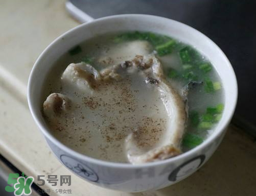 黑魚(yú)湯對(duì)傷口有好處嗎？黑魚(yú)湯的做法術(shù)后恢復(fù)