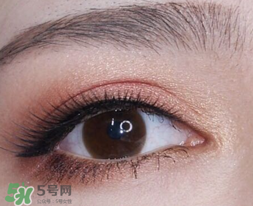 美寶蓮眼影盤多少錢？美寶蓮眼影盤專柜價格