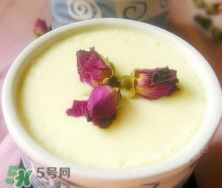 助產(chǎn)食物有哪些？孕婦生孩子時(shí)吃點(diǎn)什么？