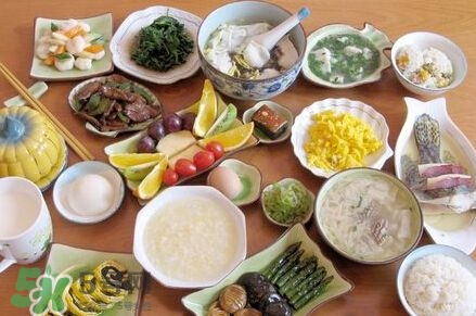 生孩子時(shí)吃什么易助產(chǎn)？生孩子時(shí)吃巧克力