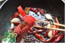 香辣蟹怎么做最好吃？香辣蟹怎么處理螃蟹？